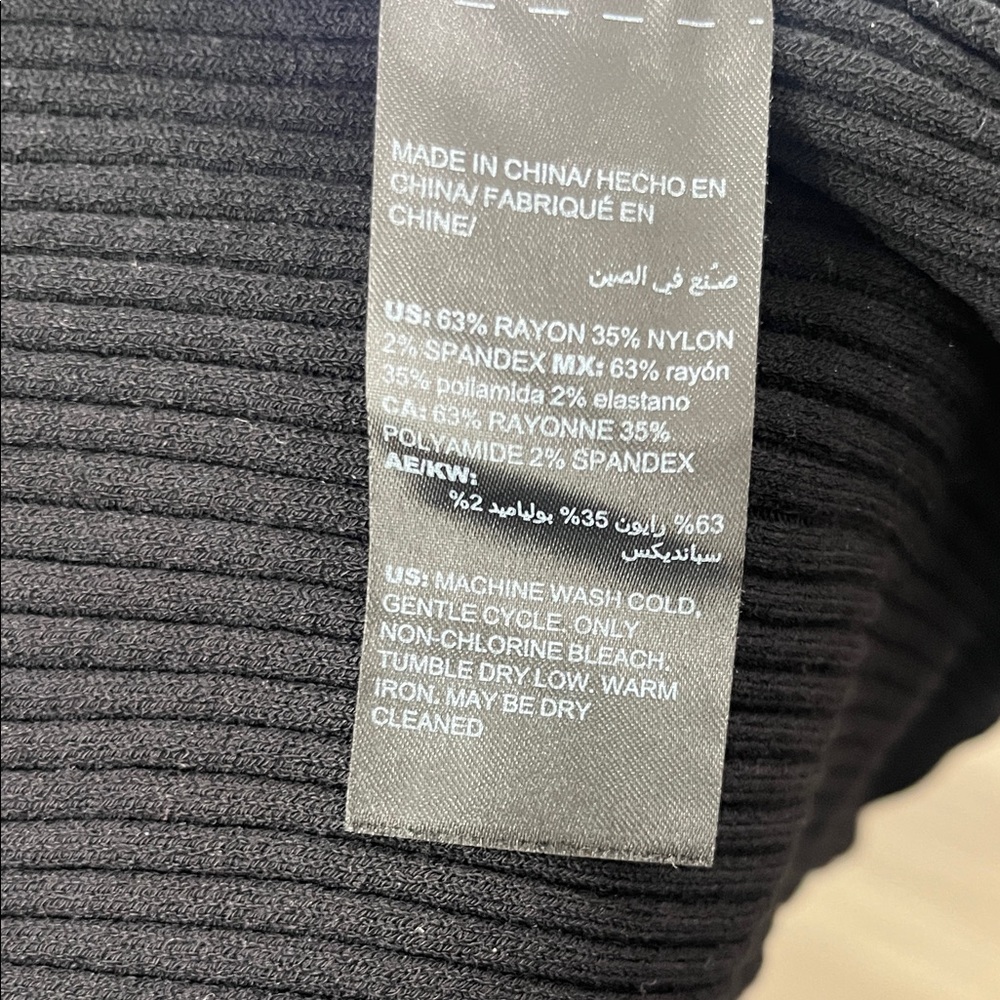 White House Black MarketElegant Black Ribbed Long Sleeve Top - Picture 4 of 5